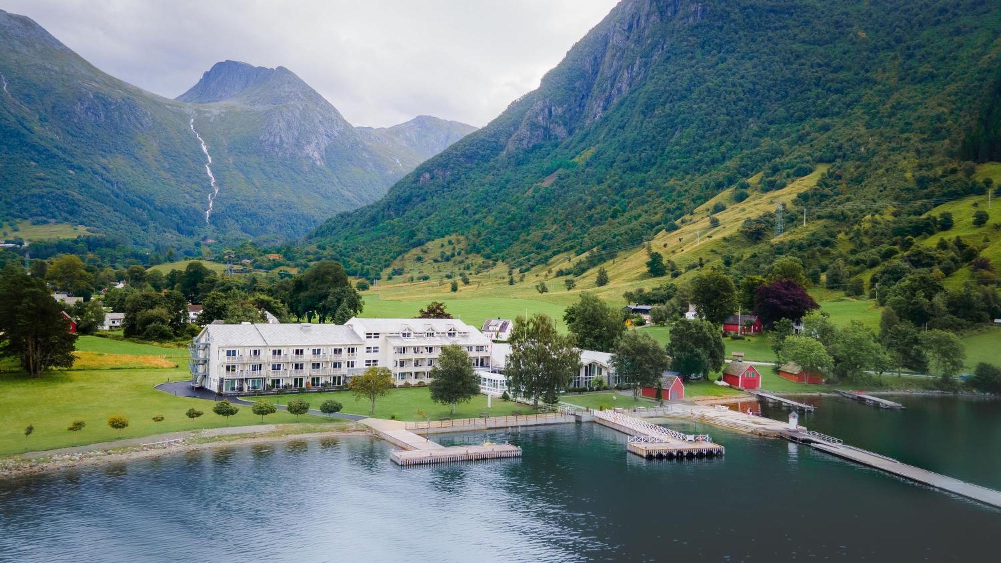 Rosendal Fjordhotel ภายนอก รูปภาพ